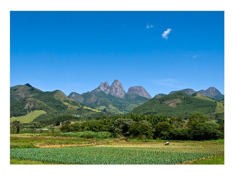 Baixas temperaturas, rica gastronomia e as belezas naturais fazem Nova Friburgo destino certo para turistas de várias partes do Estado Baixas temperaturas, rica gastronomia e as belezas naturais fazem Nova Friburgo destino certo para turistas de várias partes do Estado