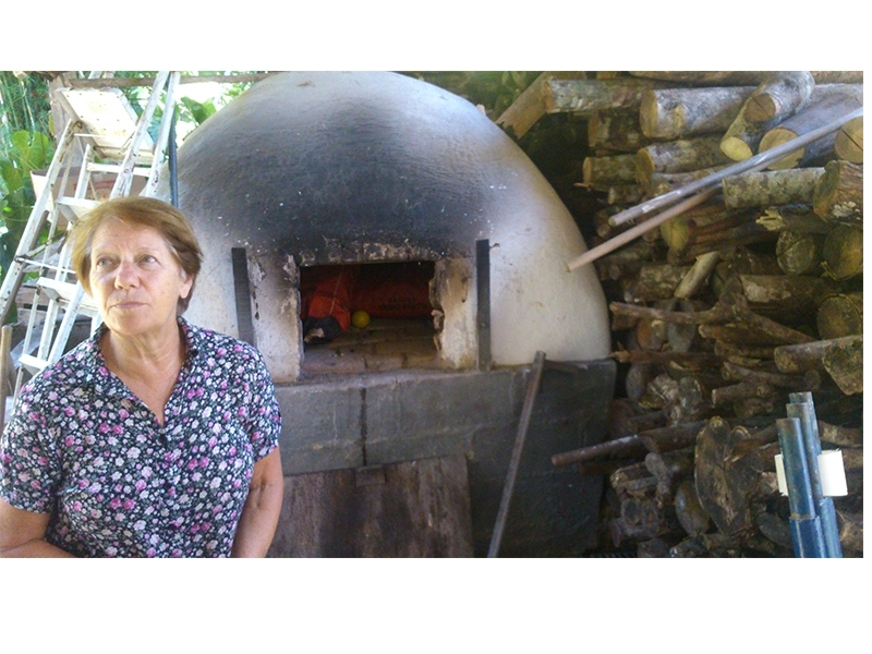 A broa da família Mozer: uma relíquia guardada por descendentes suíços A broa da família Mozer: uma relíquia guardada por descendentes suíços