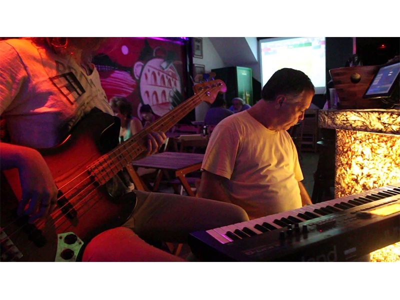 Ainda dá tempo de curtir o Festival de Jaz nos distritos de Lumiar e São Pedro da Serra .