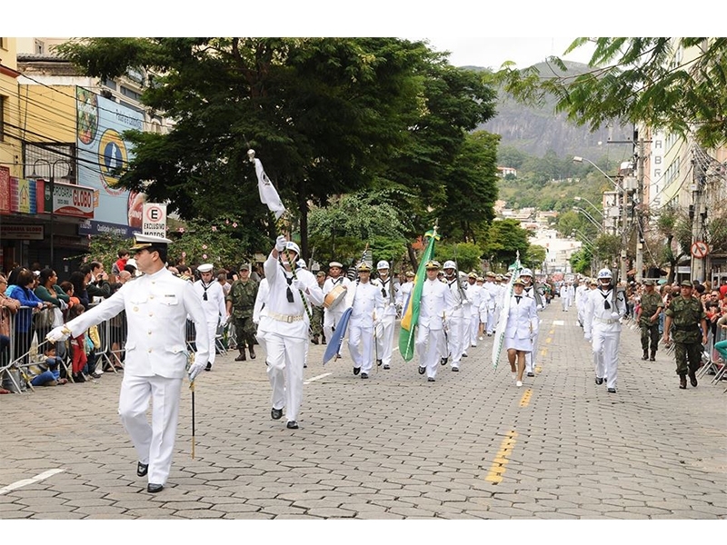 Tradicional Desfile Cívico Militar marcou as comemorações dos 197 anos de Nova Friburgo Tradicional Desfile Cívico Militar marcou as comemorações dos 197 anos de Nova Friburgo
