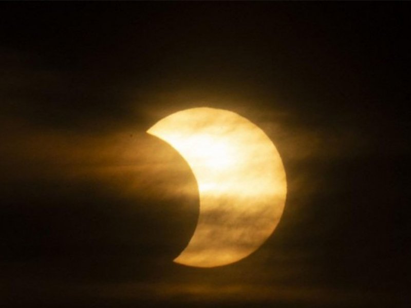 Eclipse Lunar parcial mais longo do século Eclipse Lunar parcial mais longo do século
